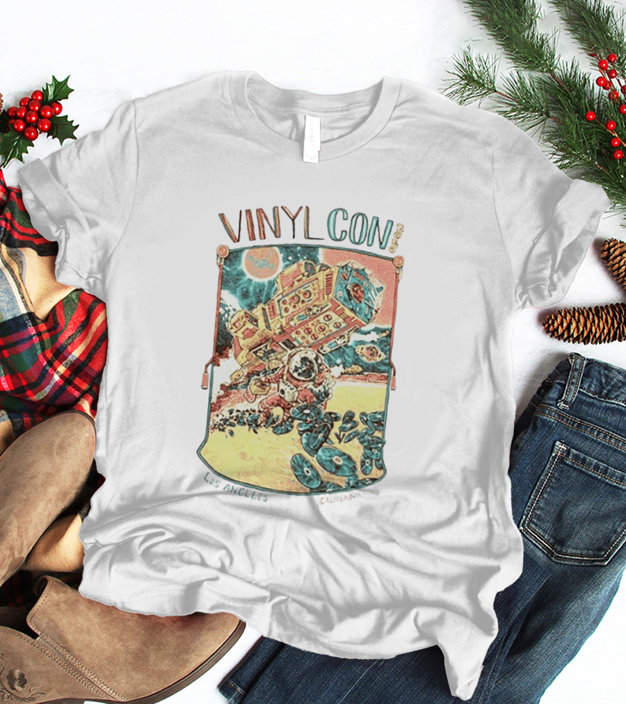 VinylCon 2026 Los Angeles August 22 23 Astronaut Carrying Boom Box With Flying Records Event T-Shirt