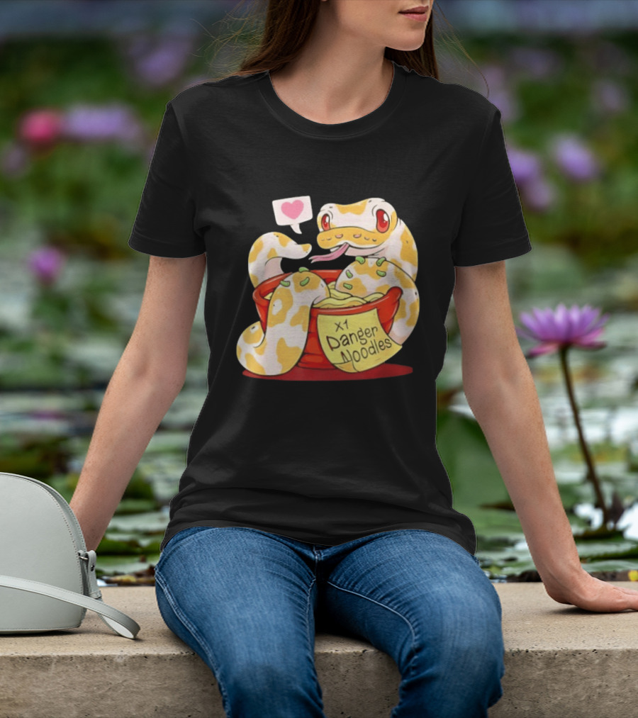 Snake Love X1 Danger Noodles Cartoon Cute Snake With Heart Speech Bubble T-Shirt