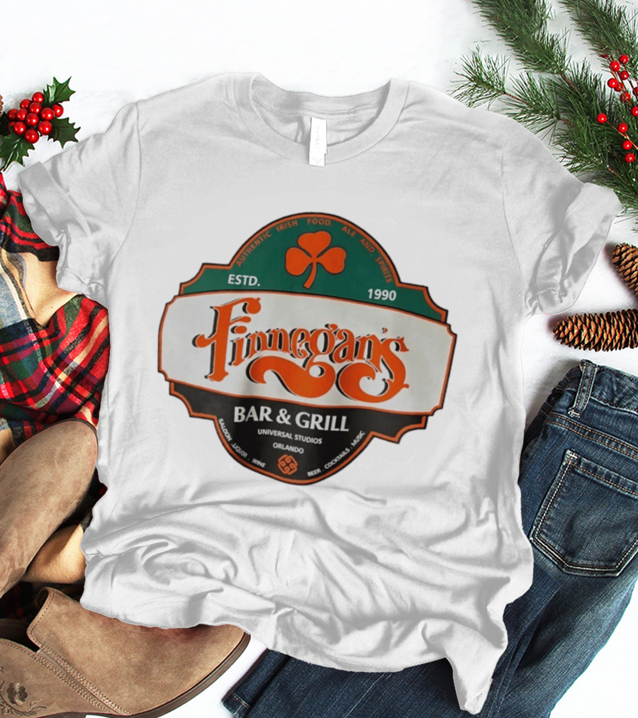 Finnegan's Bar & Grill Authentic Irish Food Ale Spirits Universal Studios Orlando Estd 1990 T-Shirt