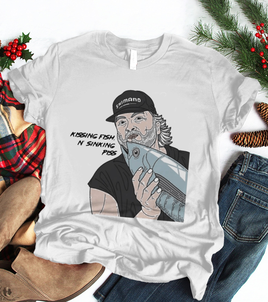 Kissing Fish N Sinking Piss Shimano Cap Beard Fisherman T-Shirt