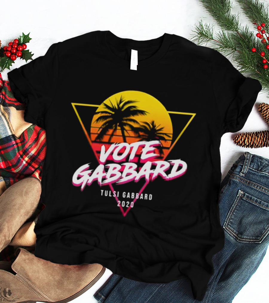 Vote Gabbard Tulsi Gabbard 2020 Sunset Palm Trees T-Shirt