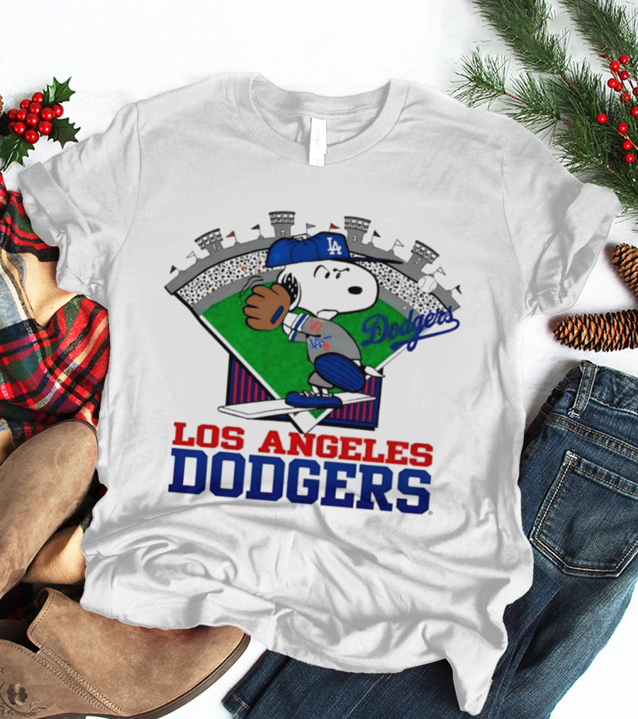 Los Angeles Dodgers Snoopy Peanuts Baseball Swing Stadium T-Shirt