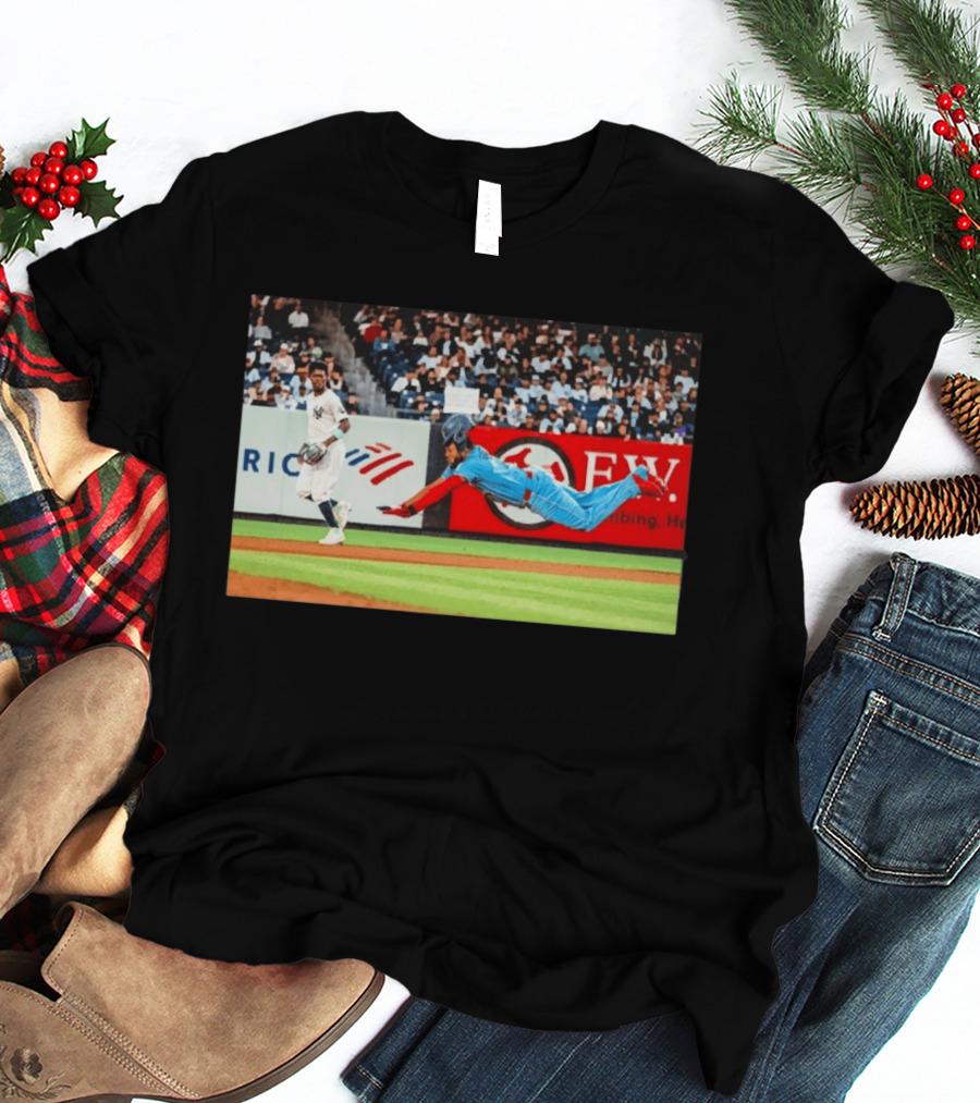 Vladimir Guerrero Jr Toronto Blue Jays Dive Action Baseball T-Shirt