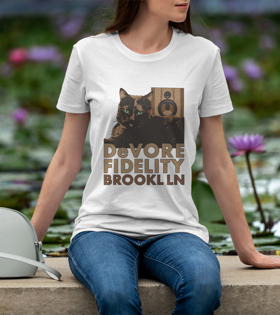 DeVore Fidelity Brooklyn LN Cat Speaker T-Shirt