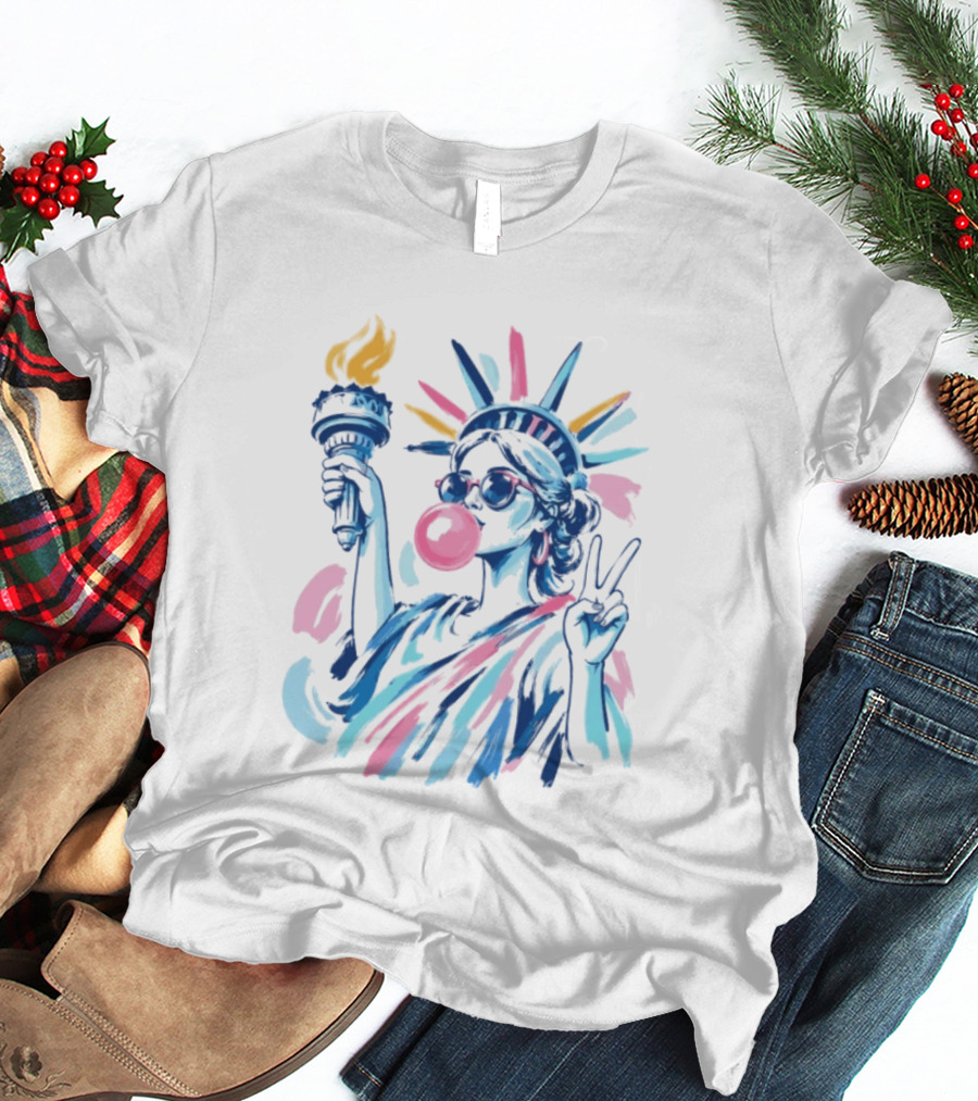 Statue Of Liberty Bubblegum Peace Sign USA Landmark T-Shirt