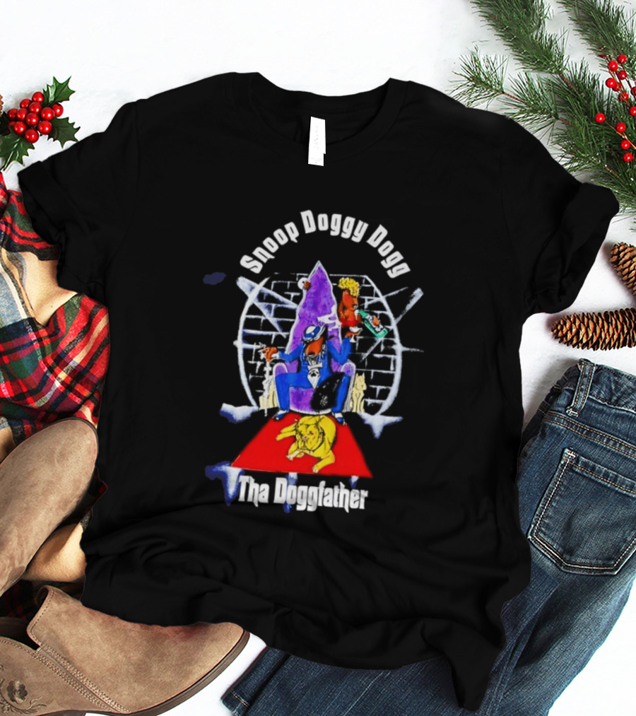 Snoop Doggy Dogg Tha Doggfather 1990 Brick Wall Throne حجر T-Shirt