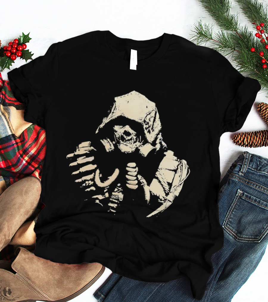 Arkham Scarecrow Gas Mask Hooded T-Shirt