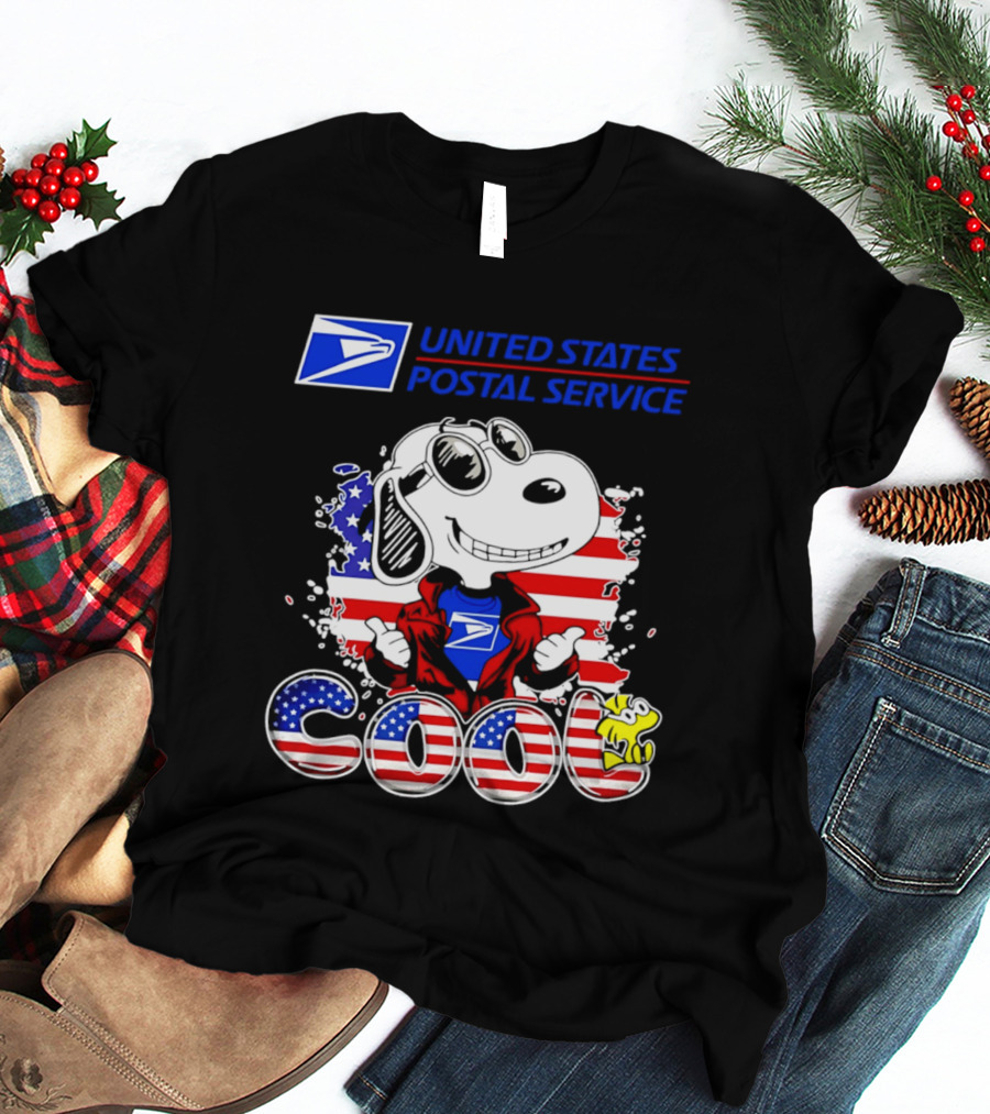 United States Postal Service Snoopy American Flag Cool 250th T-Shirt