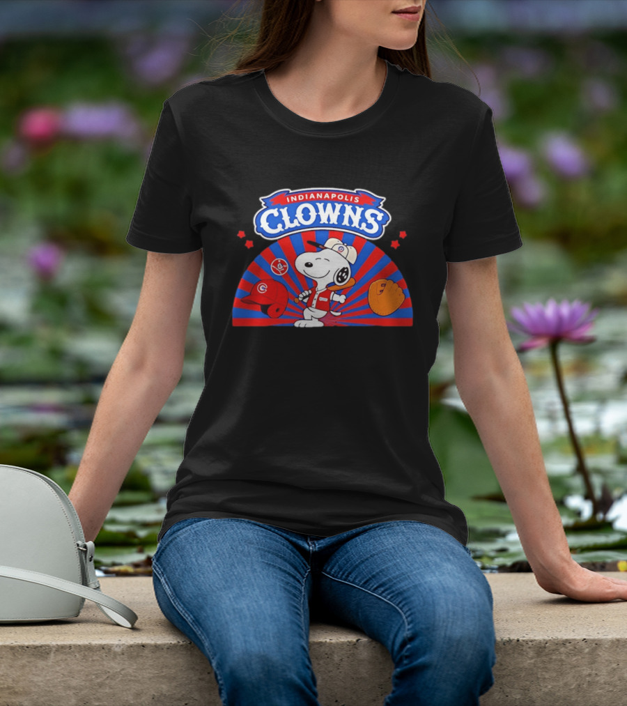 Snoopy Indianapolis Clowns Baseball Vintage Style Red Blue Peanuts Comic Strip Baseball Bat Glove Cap T-Shirt