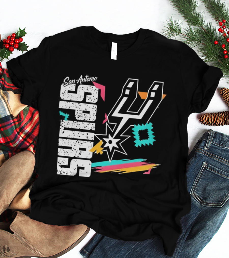 San Antonio Spurs Texas Basketball Retro Style NBA Team T-Shirt