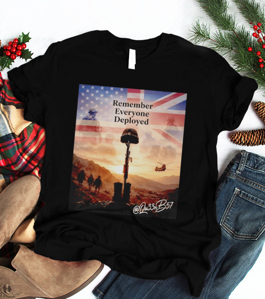 United States United Kingdom Remember Everyone Deployed Chinook Helicopter T-Shirt