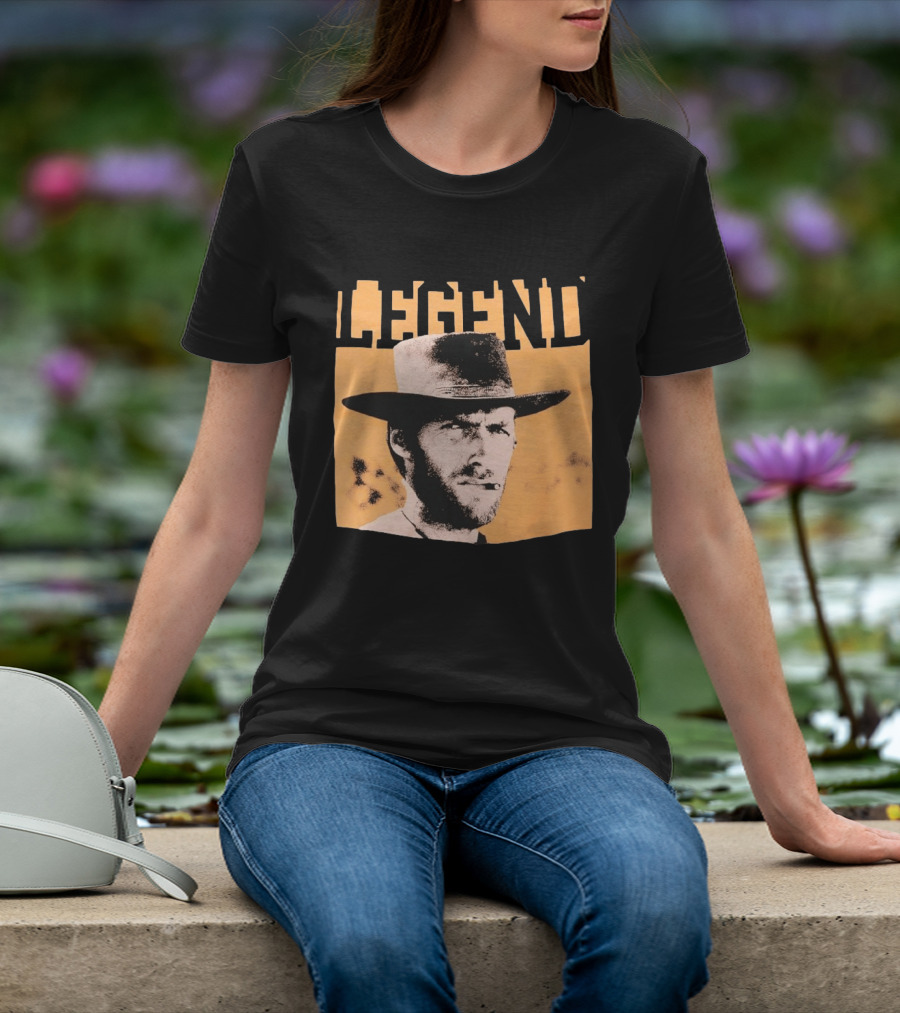 Legend Clint Eastwood Smoking Cigar Classic Western T-Shirt