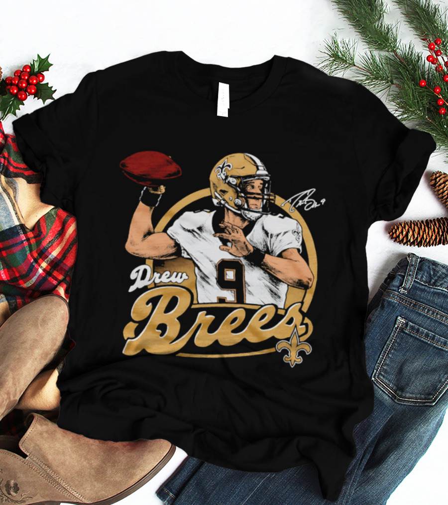 Drew Brees New Orleans Saints Quarterback Number 9 Classic Sports Fan Collector's Item T-Shirt