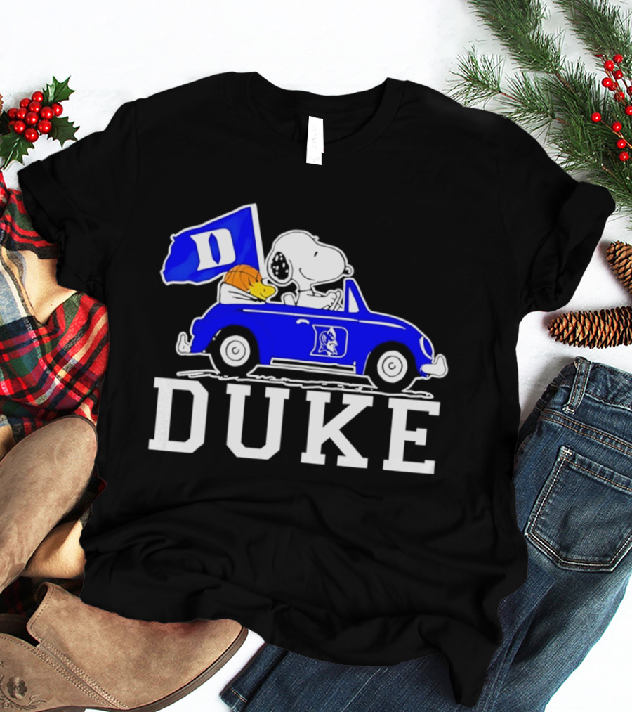 Snoopy And Woodstock Driving Duke Blue Car With Duke Blue Devils Flag T-Shirt