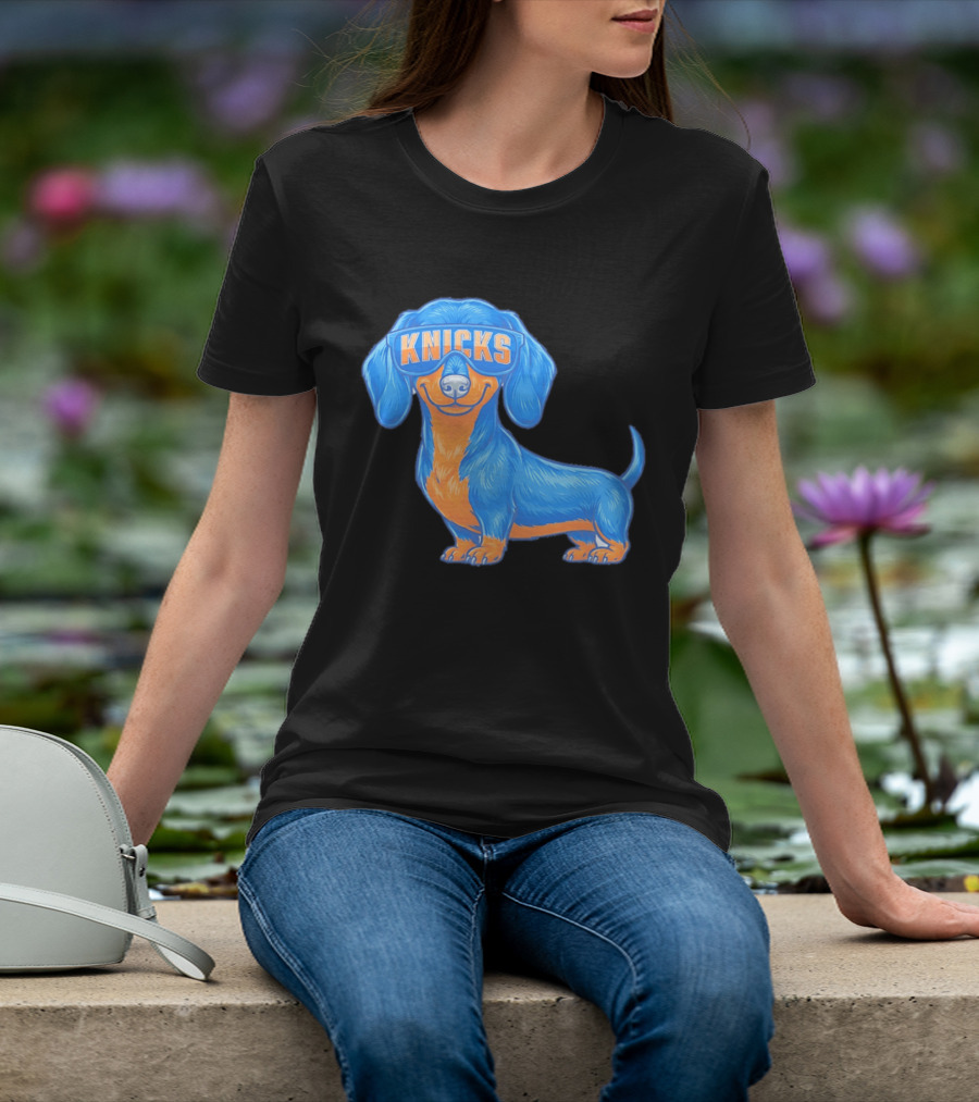 Knicks Dachshund Dog Cartoon Glasses T-Shirt