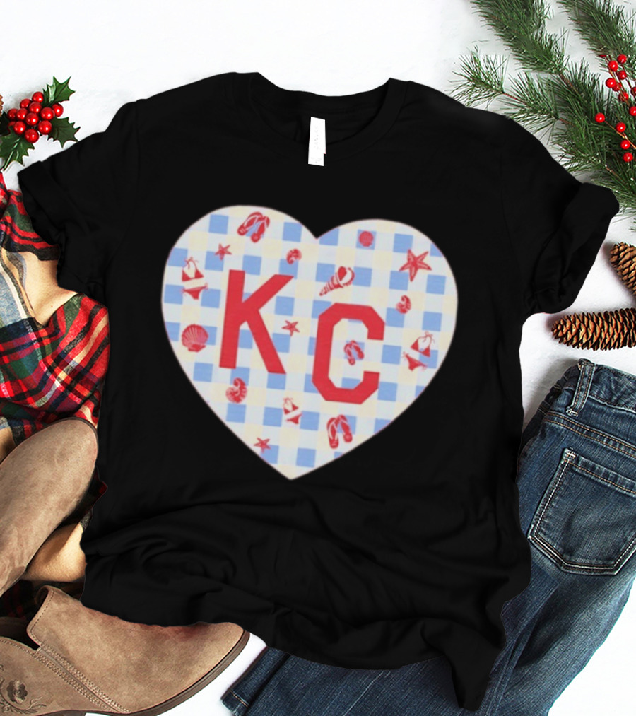 KC Heart Summertime Oatmeal Checkered Seashells And Starfish T-Shirt