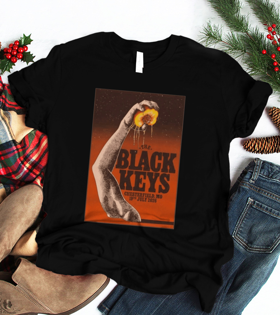The Black Keys Chesterfield MO 19th July 2026 Hand Peach T-Shirt