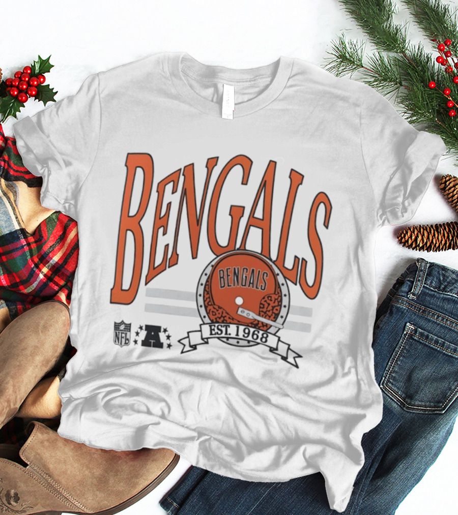 Bengals Est 1968 Helmet Vintage Football Cincinnati T-Shirt