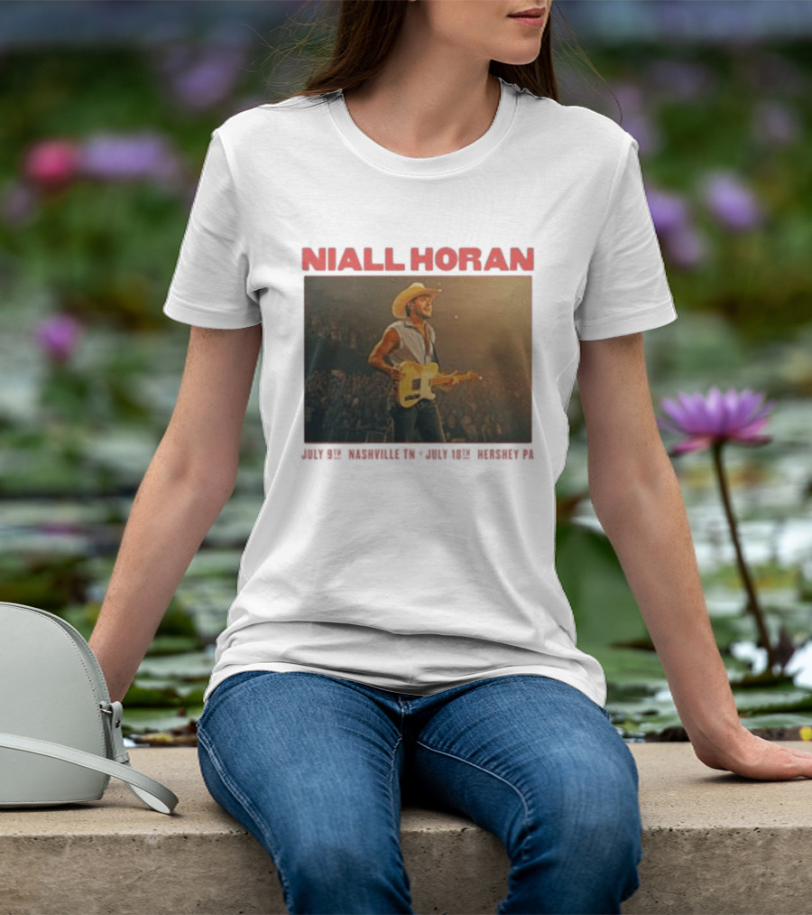 Niall Horan Live Performance Cowboy Hat Guitar Dallas Texas Event T-Shirt