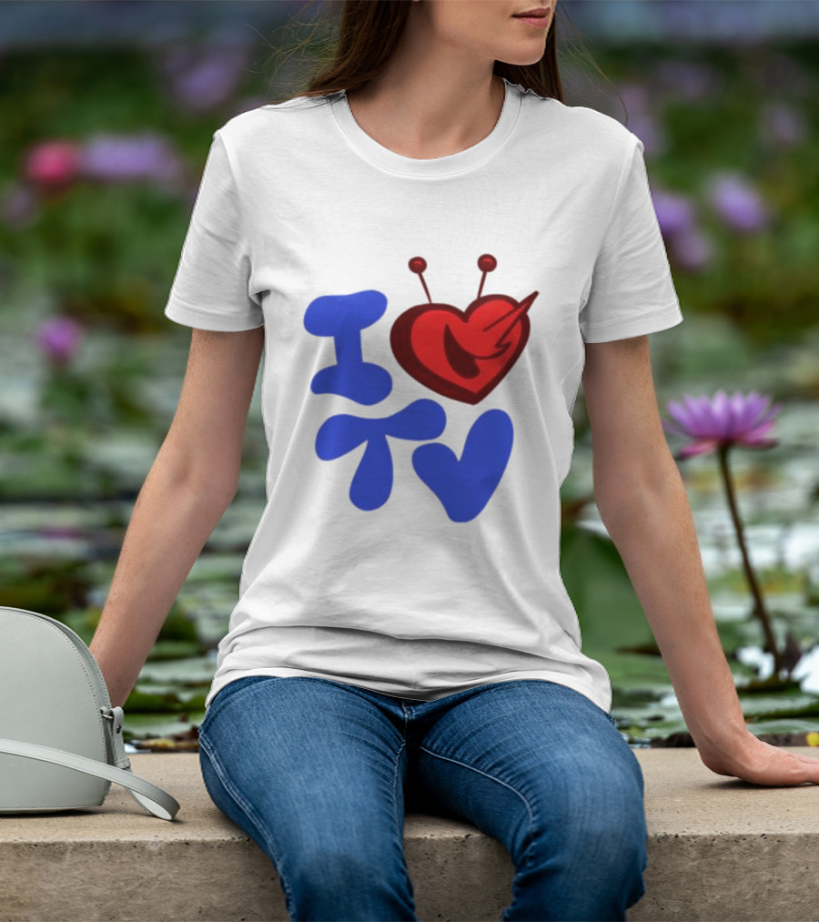 I Love TV Blue Red Heart Antenna T-Shirt