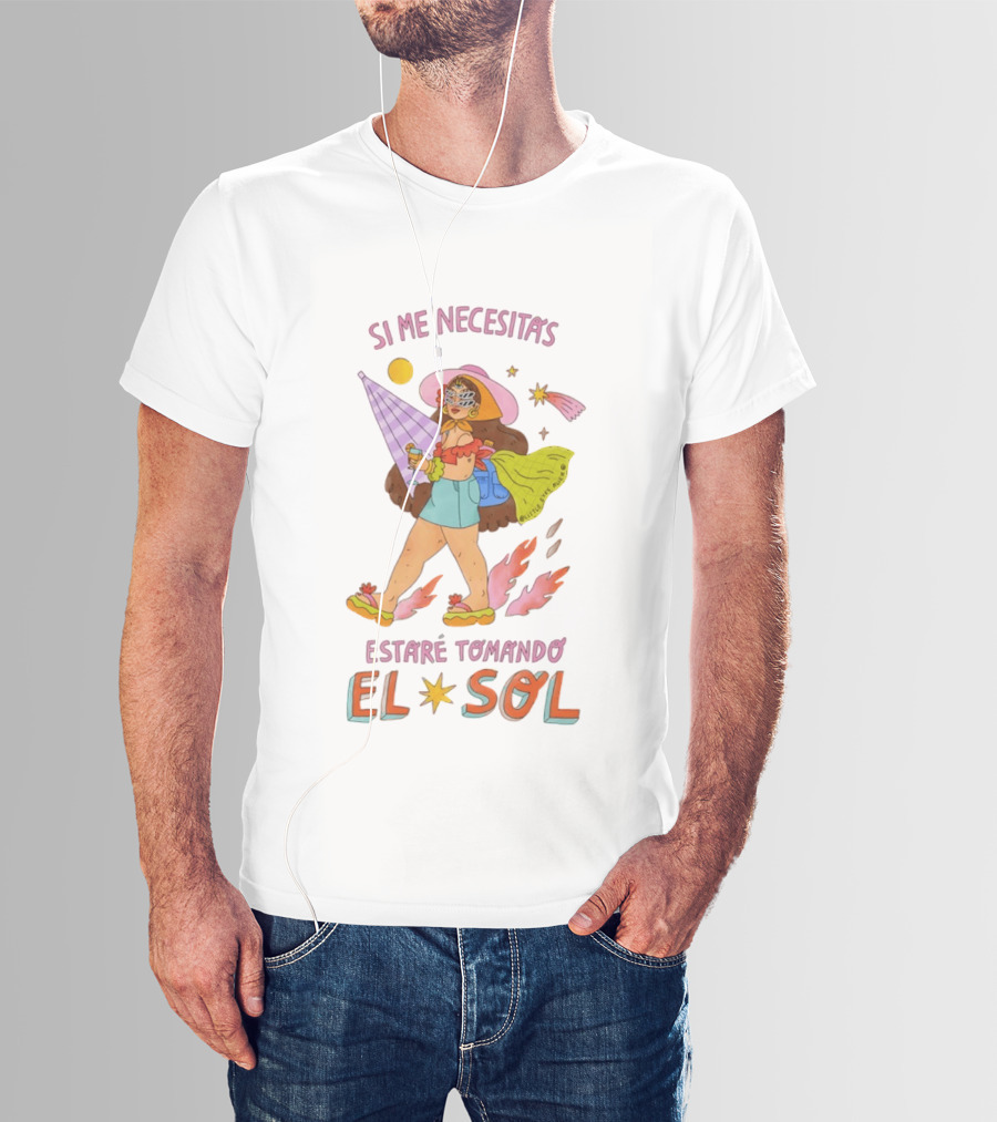 Si Me Necesitas Estaré Tomando El Sol Mujer Con Sombrero De Verano Y Cóctel Retro Vacaciones T-Shirt