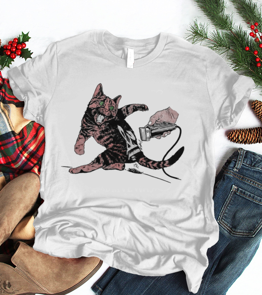 Shaving Cat Crazy Tabby Pet Grooming Clipper Reaction T-Shirt