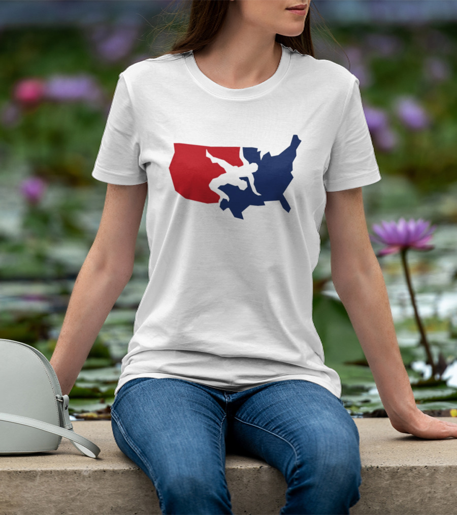 USA Wrestling Map Silhouette Red Blue T-Shirt
