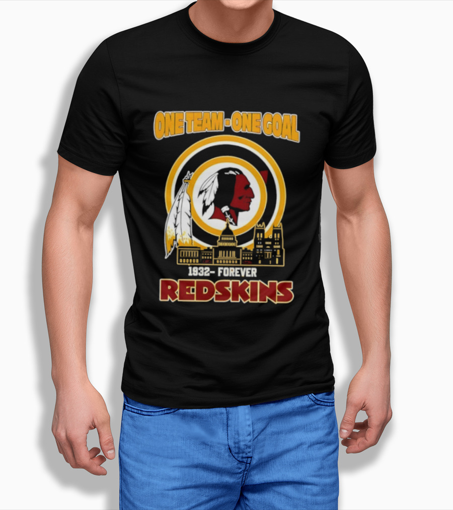 One Team One Goal 1932 Forever Redskins Football Skyline Capitol Building T-Shirt