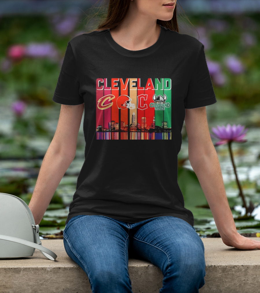 Cleveland Cavaliers Browns Guardians Cleveland State Vikings City Skyline T-Shirt