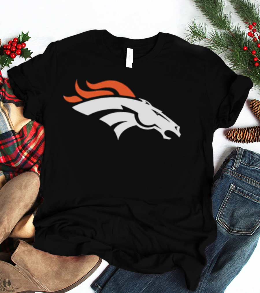 Denver Broncos Damn Right I Am A Broncos Now And Forever Signatures Two Sided T-Shirt