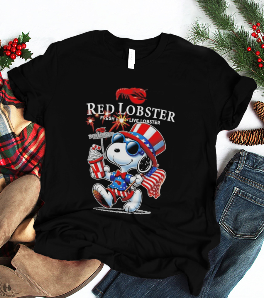 Snoopy Red Lobster Fresh Live Lobster America 1776 2026 250th Anniversary T-Shirt