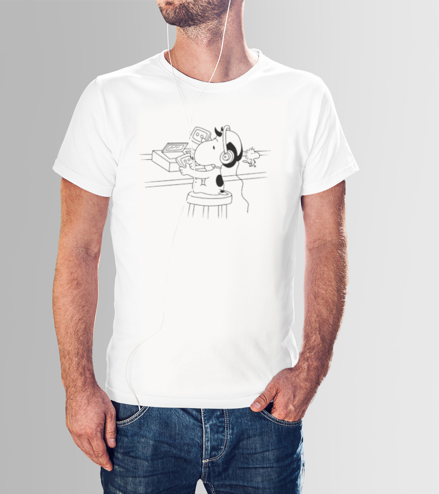 Snoopy And Woodstock Headphones Music Listening Scene T-Shirt