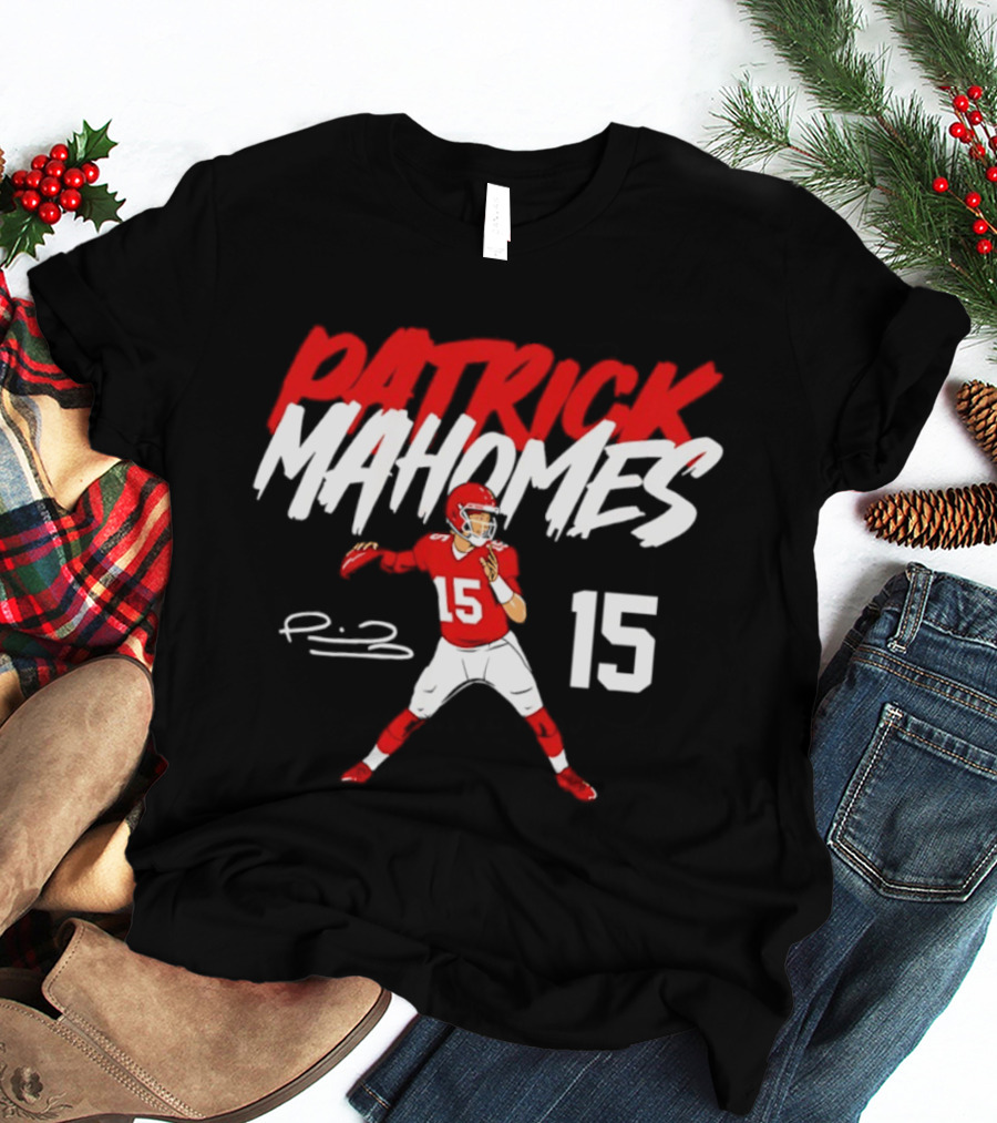 Patrick Mahomes 15 KC Chiefs Signature Pose 2026 Star T-Shirt