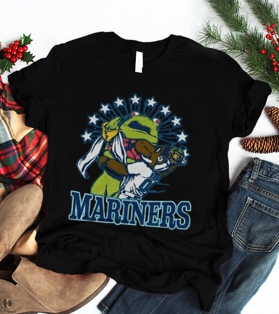 Mariner Moose Hugs Humpy Salmon With Mariners Stars T-Shirt