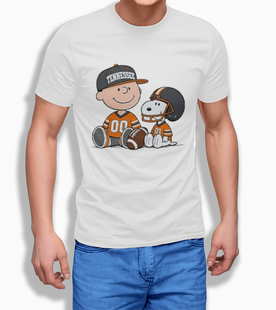 Tennessee Football Charlie Brown Snoopy Peanuts 00 01 T-Shirt