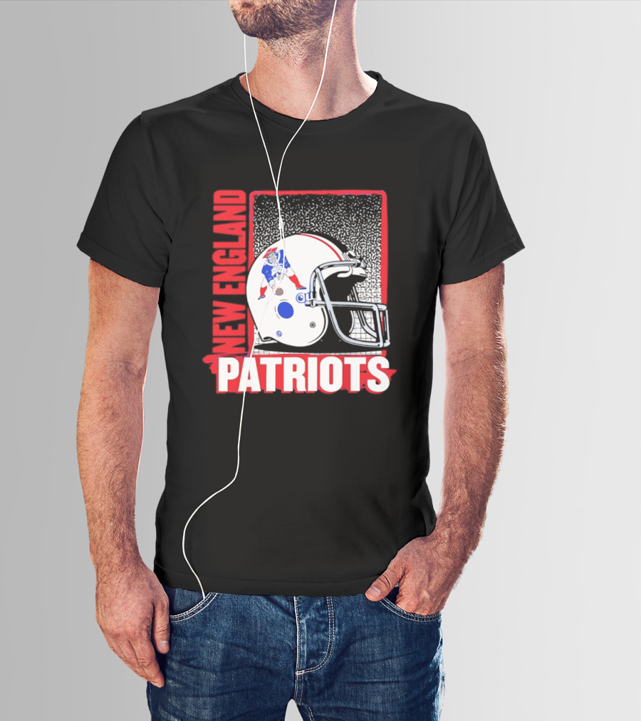 New England Patriots Vintage Helmet 2026 Season T-Shirt
