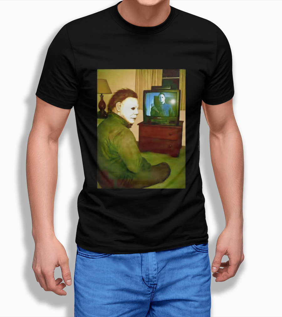Michael Myers Ing Himself On TV Halloween Scene T-Shirt