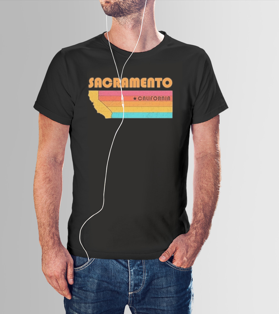 Sacramento California Retro Map Souvenir T-Shirt