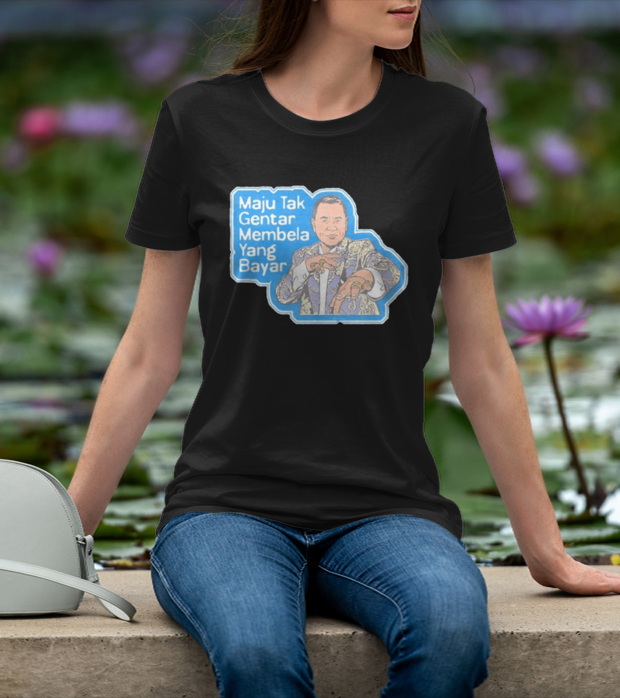 Maju Tak Gentar Membela Yang Bayar Indonesia Iconic Suit Pose T-Shirt