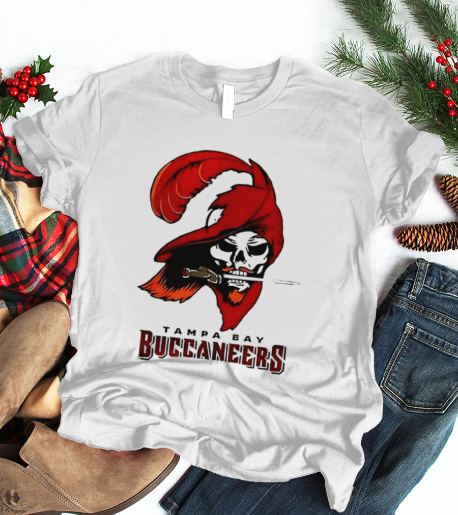 Rueben Bain Jr Tampa Bay Buccaneers 2026 Fire The Cannons Football Skeleton Pirate Flag T-Shirt