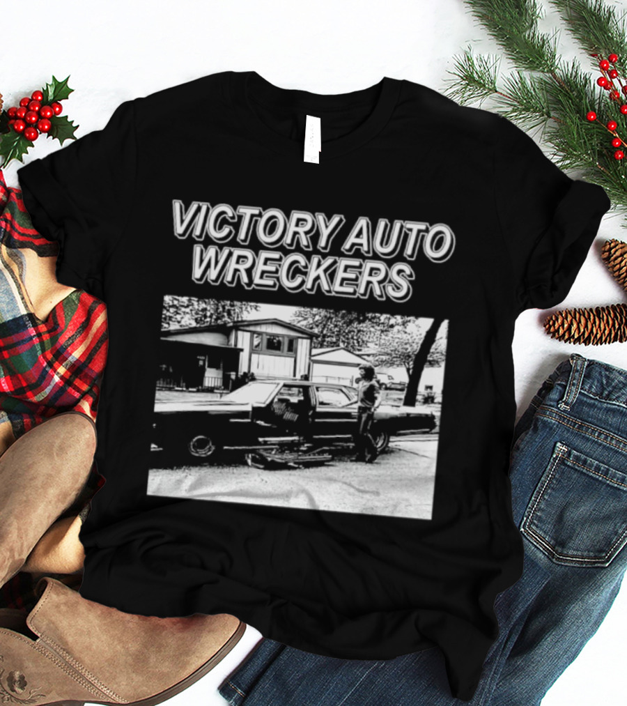Victory Auto Wreckers Classic Chicago TV Commercial Scene T-Shirt