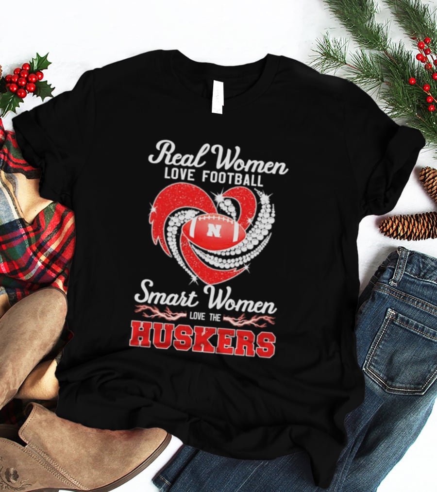 Real Women Love Football Smart Women Love The Nebraska Huskers Football Heart T-Shirt