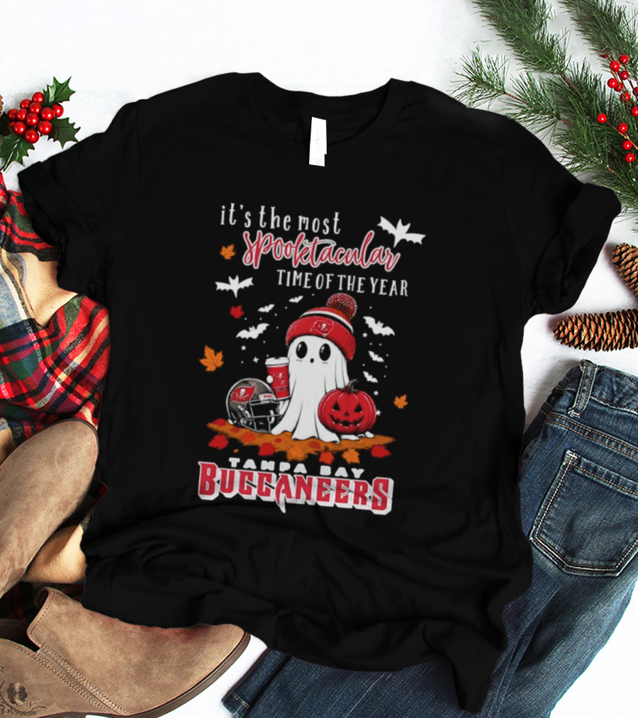 Tampa Bay Buccaneers Halloween Ghost 2026 Spooktacular Time Of The Year T-Shirt