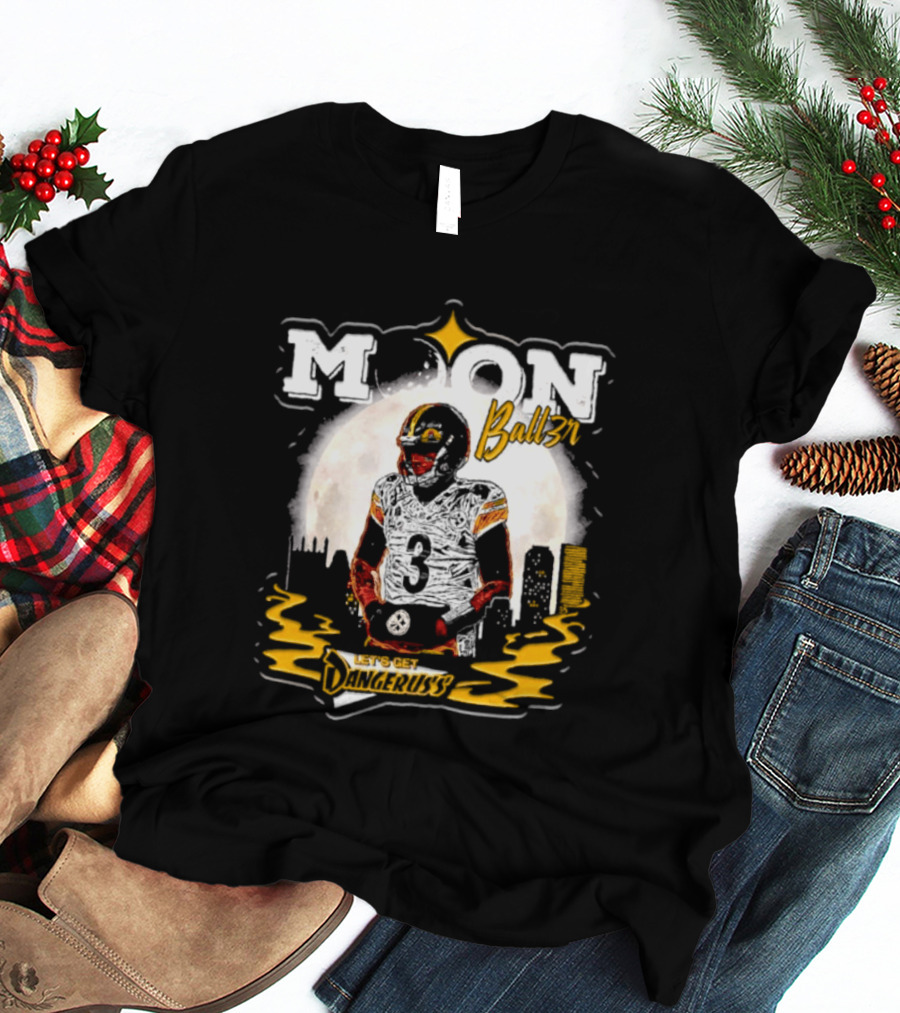 Pittsburgh Steelers Moon Ball3r Dangeruss Football Russell Wilson T-Shirt