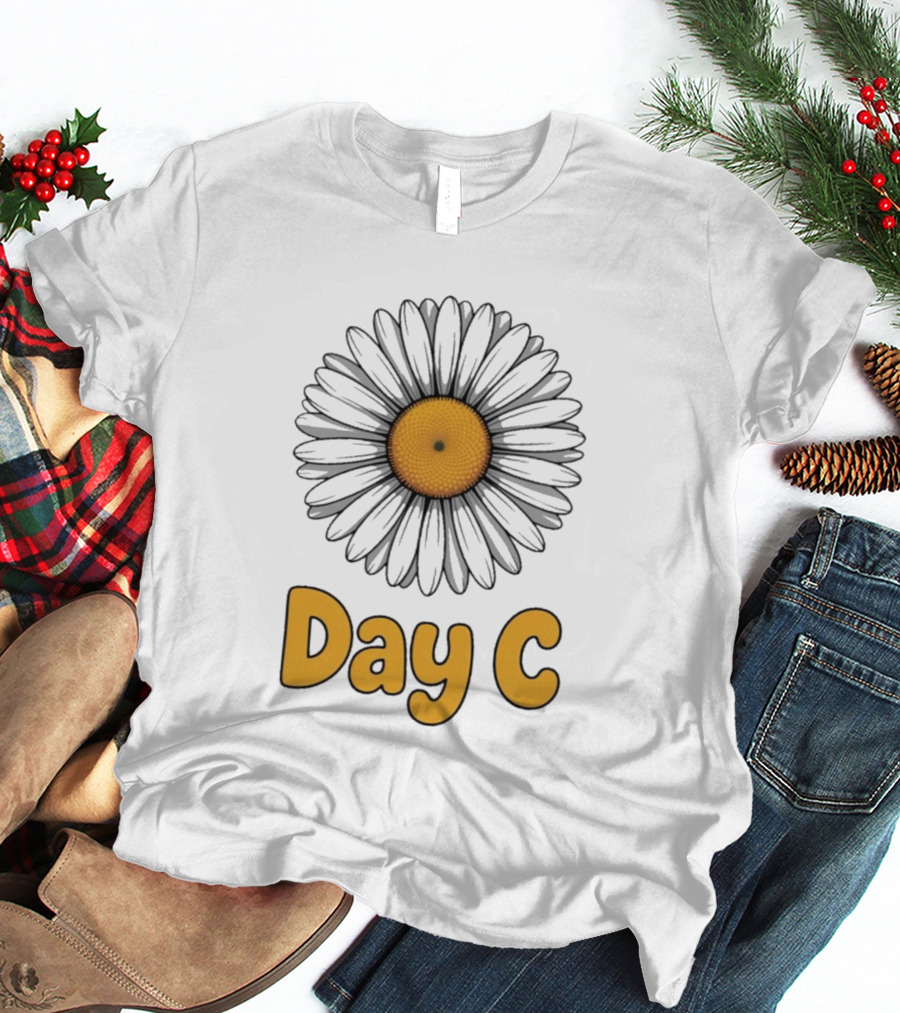 Day C Daisy Flower Vibrant Yellow Petals T-Shirt