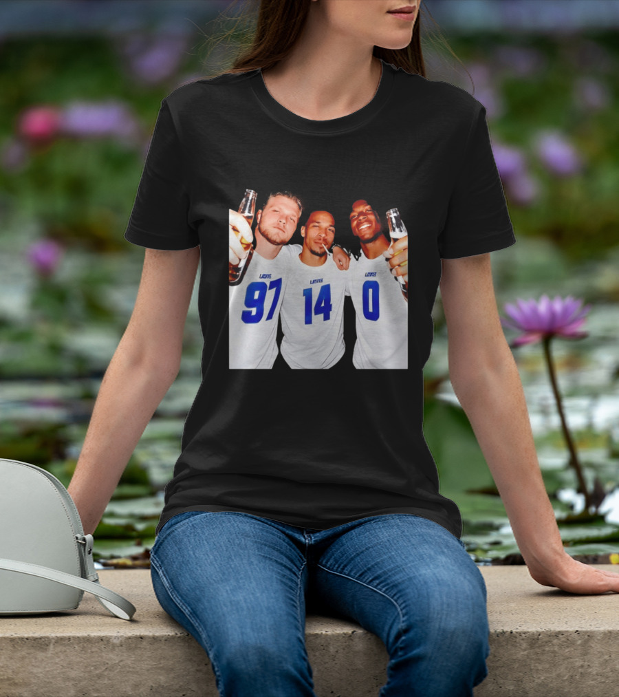 Detroit Lions Aidan Hutchinson Amon Ra St. Brown Jahmyr Gibbs Holding Beer Bottles Smoking Celebration T-Shirt