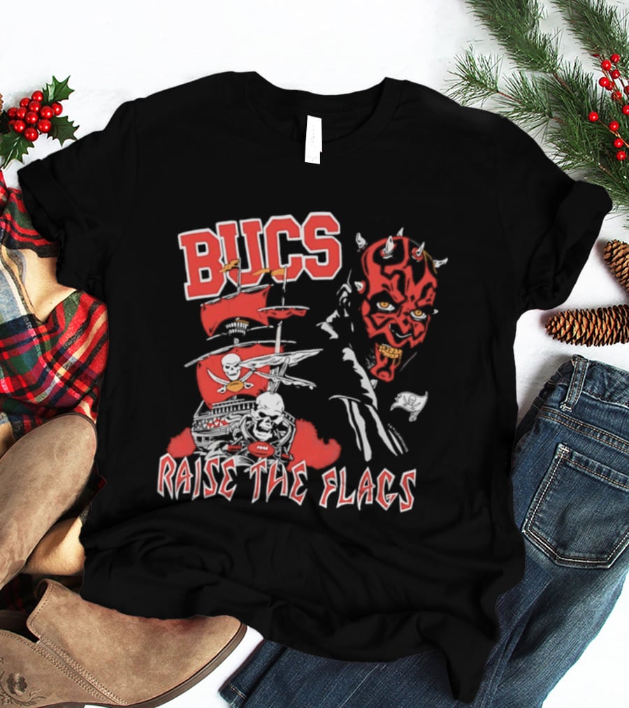 Bucs Darth Maul Raise The Flags Tampa Bay Buccaneers Star Wars T-Shirt