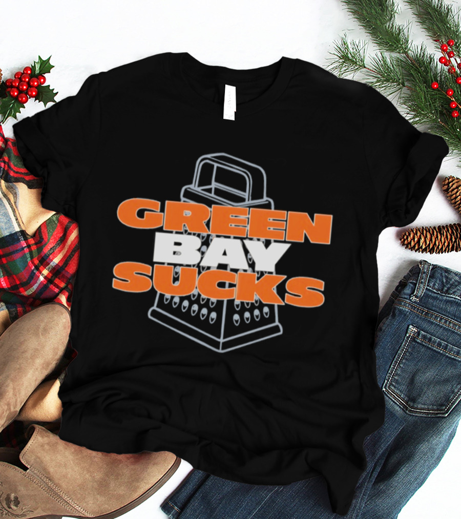 Chicago Bears Green Bay Sucks Cheese Grater T-Shirt