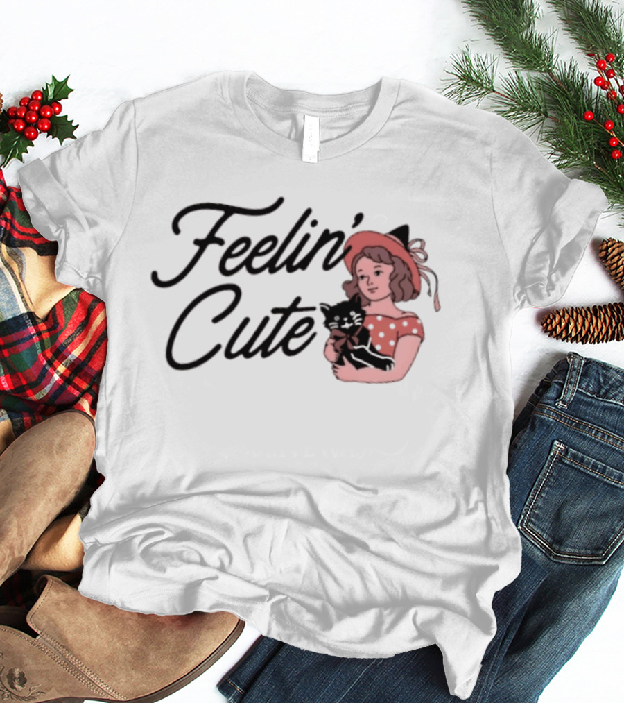 Feelin' Cute Witch With Black Cat Aesthetic T-Shirt