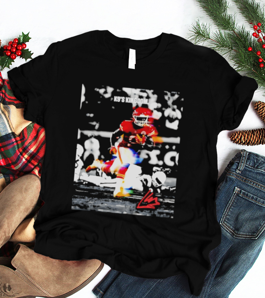 Kansas City Chiefs Kenneth Walker III K9's Kingdom Football Player In Action T-Shirt